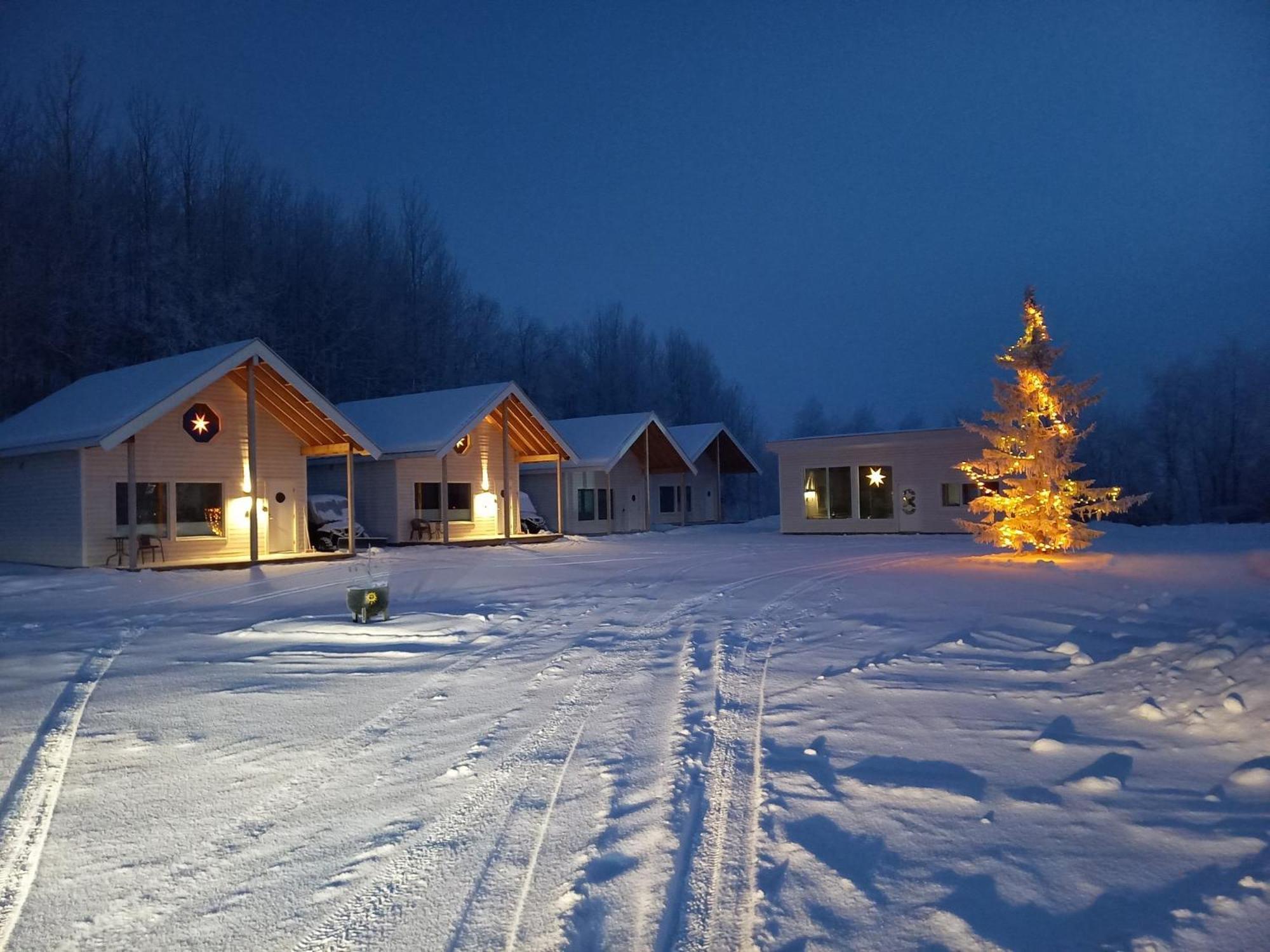 Atte Arstider Lodge Neiden Ngoại thất bức ảnh